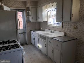 2812 Guilford Street, Philadelphia PA 19152
