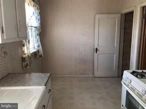 2812 Guilford Street, Philadelphia PA 19152
