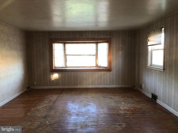 2812 Guilford Street, Philadelphia PA 19152