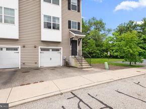 607 Apple Street, Conshohocken PA 19428