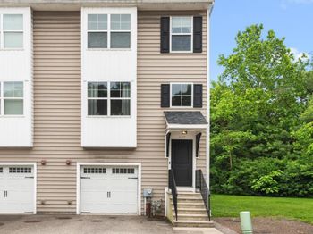 607 Apple Street