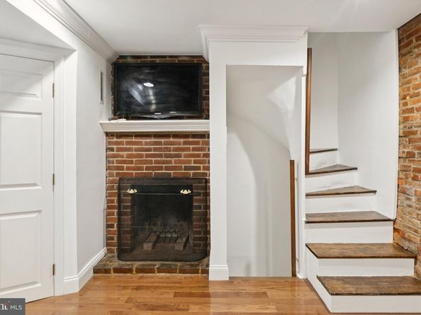 813 Kater Street B, Philadelphia PA 19147