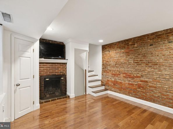 813 Kater Street B, Philadelphia PA 19147