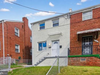 4400 Dubois Place SE