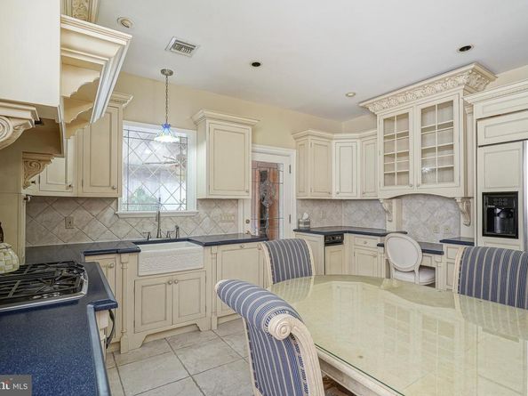 2533 S Lambert Street, Philadelphia PA 19145