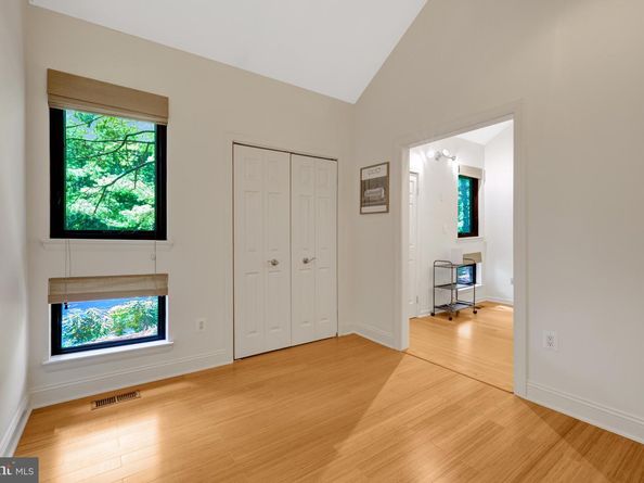 11009 Thrush Ridge Road, Reston VA 20191