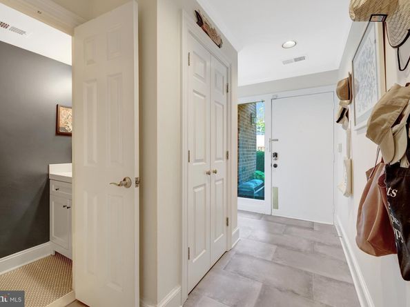 11009 Thrush Ridge Road, Reston VA 20191