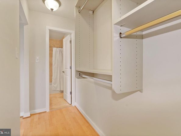 2001 Allen Place NW 301, Washington DC 20009