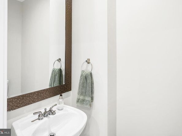 2133 13TH Street NW, Washington DC 20009
