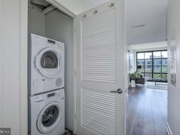 2030 8TH Street NW 513, Washington DC 20001