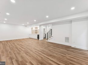 5017 17TH Street N, Arlington VA 22207