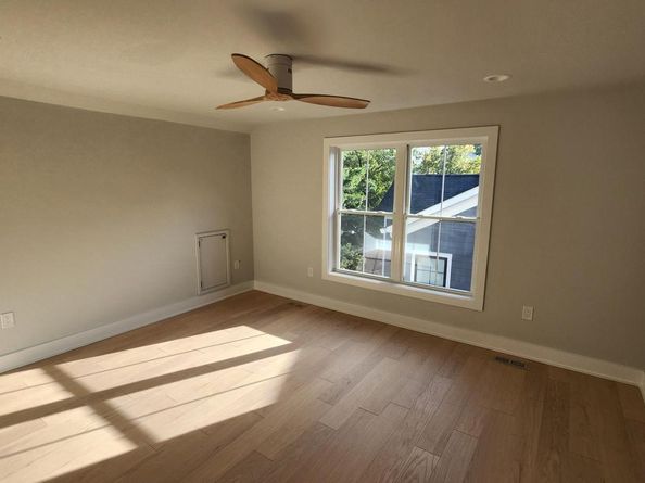 5017 17TH Street N, Arlington VA 22207