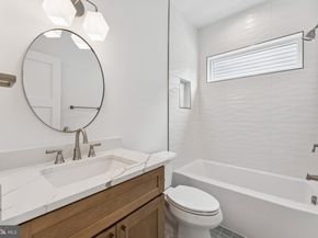 5017 17TH Street N, Arlington VA 22207