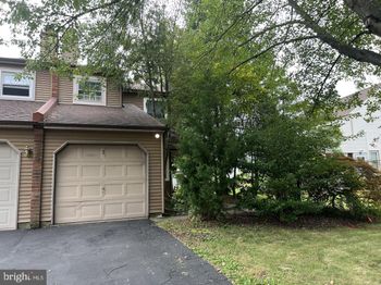 1 Stacey Drive
