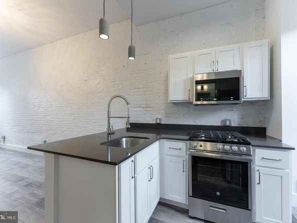 2208 Taggert Street, Philadelphia PA 19125