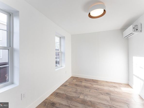 2208 Taggert Street, Philadelphia PA 19125