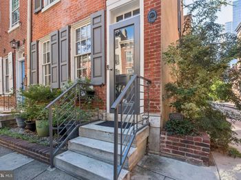 338 S 12TH Street