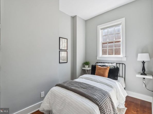 338 S 12TH Street, Philadelphia PA 19107