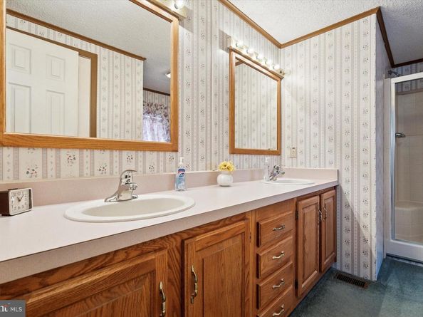 92 Acorn Ct E, New Hope PA 18938