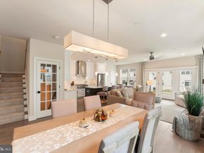 55 Parry Way, Warminster PA 18974