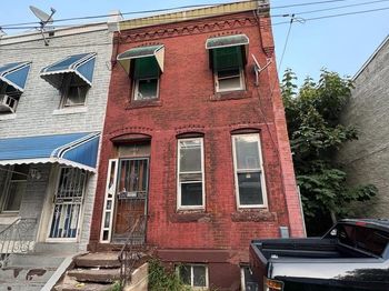 3313 N Uber Street
