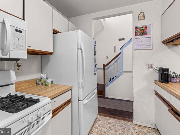 1610 Melrose Avenue, Elkins Park PA 19027
