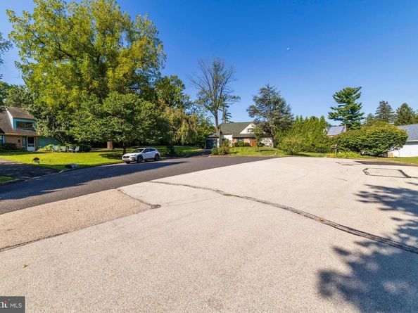 1610 Melrose Avenue, Elkins Park PA 19027