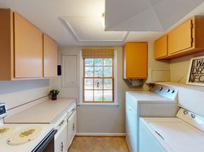 1213 Terrylynn Court, Herndon VA 20170