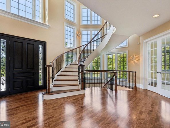 3 Tines Field Path, Newtown PA 18940