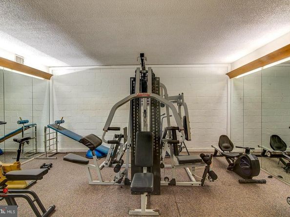 7621 Provincial Drive 304, Mclean VA 22102