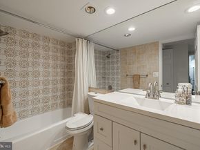 7621 Provincial Drive 304, Mclean VA 22102