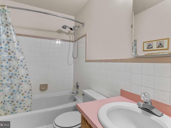 1478 Dillon Road, Ambler PA 19002
