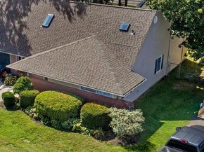 14 Harp Road, Levittown PA 19056
