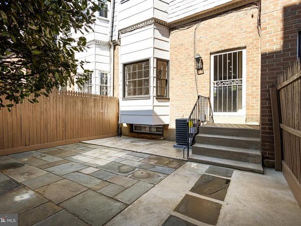 538 W Queen Lane, Philadelphia PA 19144