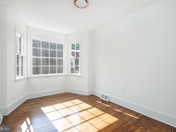 538 W Queen Lane, Philadelphia PA 19144