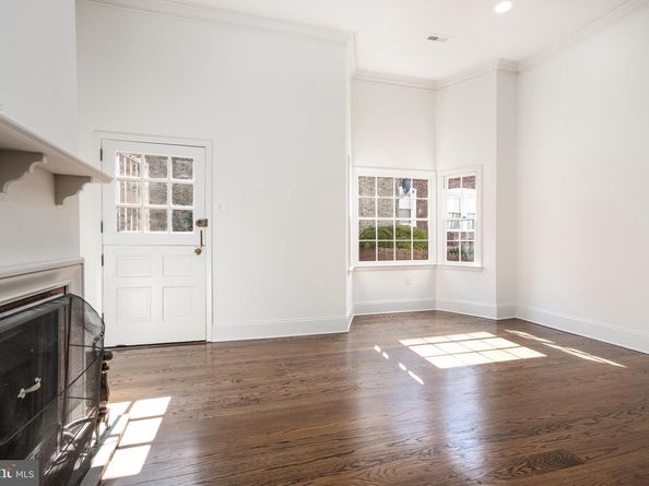 538 W Queen Lane, Philadelphia PA 19144
