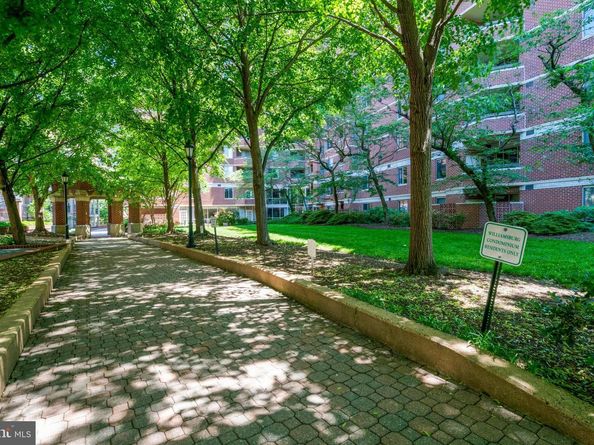 1276 N Wayne Street 628, Arlington VA 22201