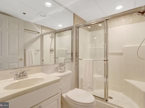 1276 N Wayne Street 628, Arlington VA 22201