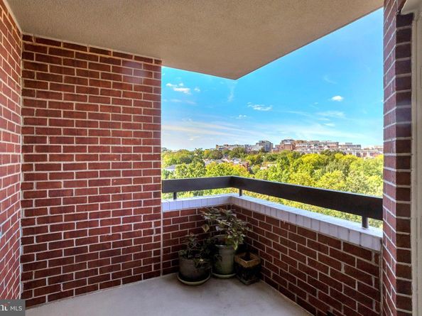 1276 N Wayne Street 628, Arlington VA 22201