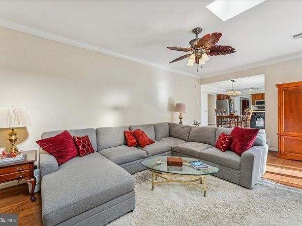 1551 Brownsville Drive, Herndon VA 20170