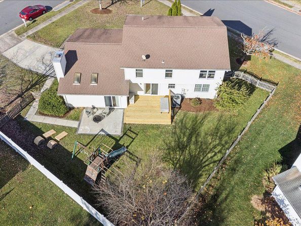 1551 Brownsville Drive, Herndon VA 20170