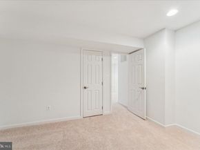 1551 Brownsville Drive, Herndon VA 20170