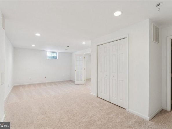 1551 Brownsville Drive, Herndon VA 20170