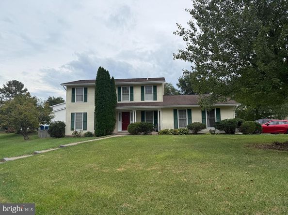 1551 Brownsville Drive, Herndon VA 20170