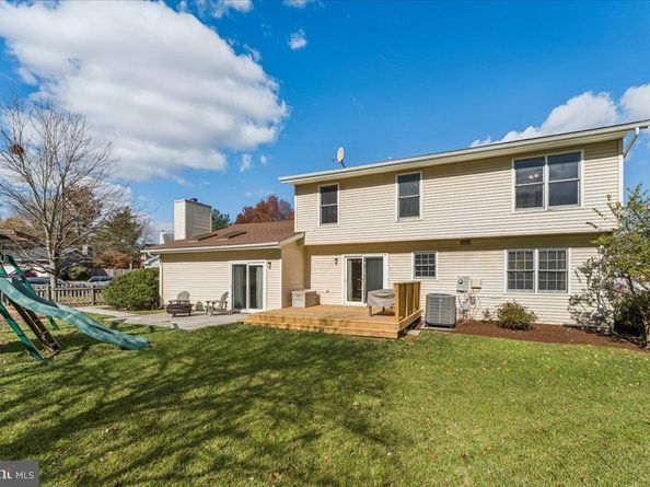 1551 Brownsville Drive, Herndon VA 20170