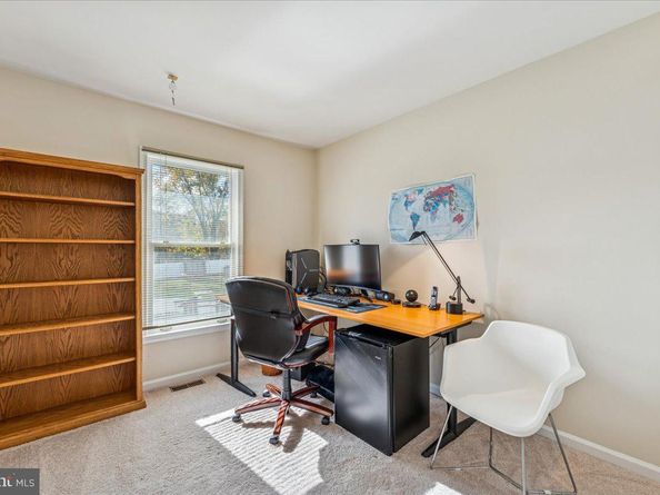 1551 Brownsville Drive, Herndon VA 20170