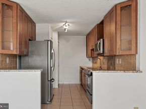 307 Yoakum Parkway 1808, Alexandria VA 22304