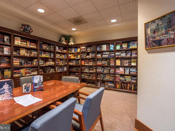307 Yoakum Parkway 1808, Alexandria VA 22304