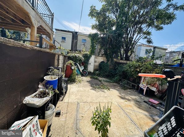 622 Cross Street, Philadelphia PA 19147