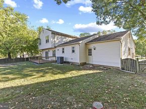 11 Butternut Way, Sterling VA 20164